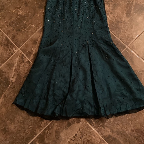 EVENING Dress - Picture 3 of 9